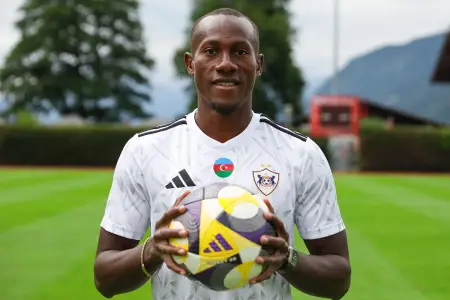 "Qarabağ"ın afrikalı futbolçusu transfer olundu