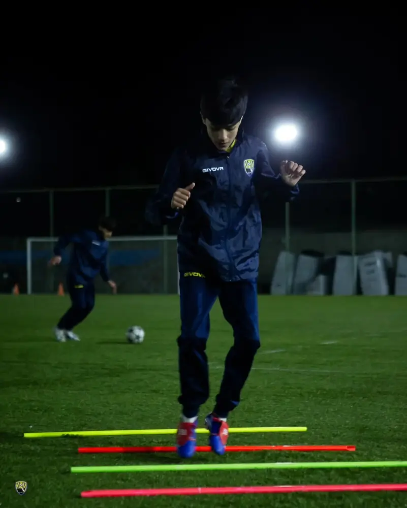 İşıqlı meydanda ilk addımı U-15 komandası atdı