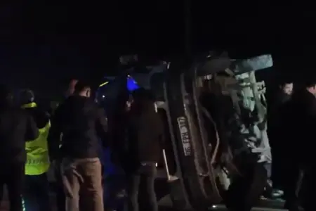 Türkiyədə ağır yol qəzası – 2 ÖLÜ,12 YARALI