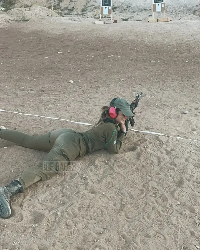 İsrailin qadın əsgərlərinin paylaşımları gündəm oldu - Foto 