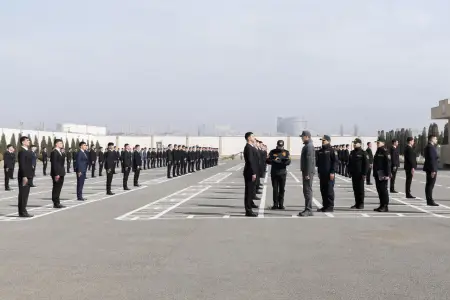 Vilayət Eyvazov sıra baxışı keçirdi - VİDEO