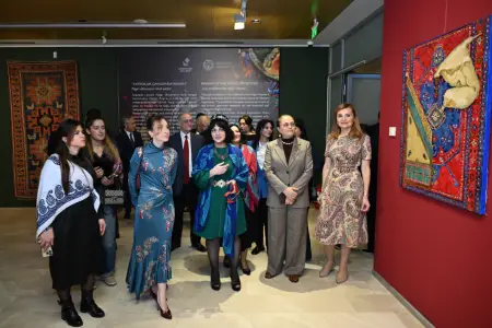 Milli Xalça Muzeyində Nigar Əliyevanın sərgisi açıldı