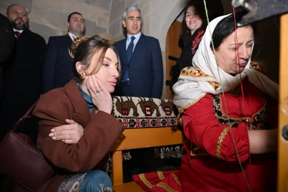 Prezidentin gəlini “BuxarArt” sənət məkanının təqdimatında – FOTOLAR