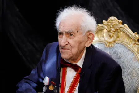 Tanınmış bəstəkarın evindən İrana aid məktub çıxıb?