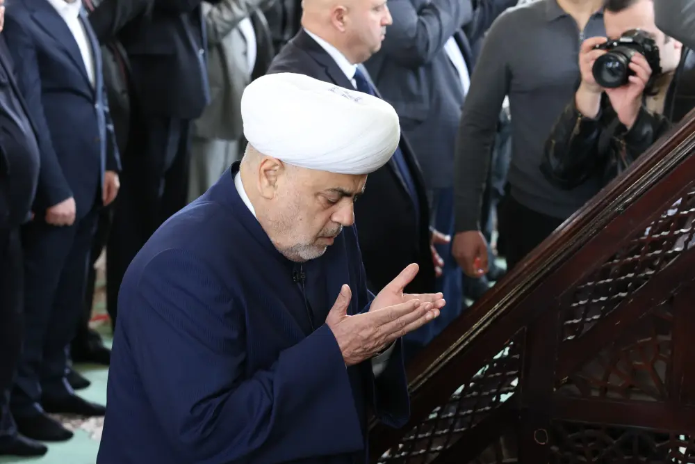 Təzəpir məscidində bayram namazı qılındı - FOTOLAR