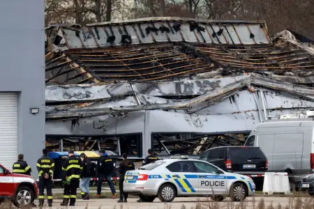 Çexiyada terror: dron istehsalı zavodu yandırıldı