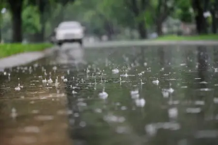 Bəzi yerlərdə yağış yağır - Faktiki hava