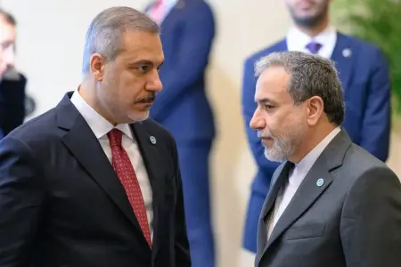 Fidanla Əraqçi müharibəni müzakirə etdilər