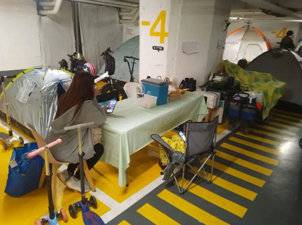 Təl-Əvivin ən böyük sığınacağından görüntülər - Fotolar