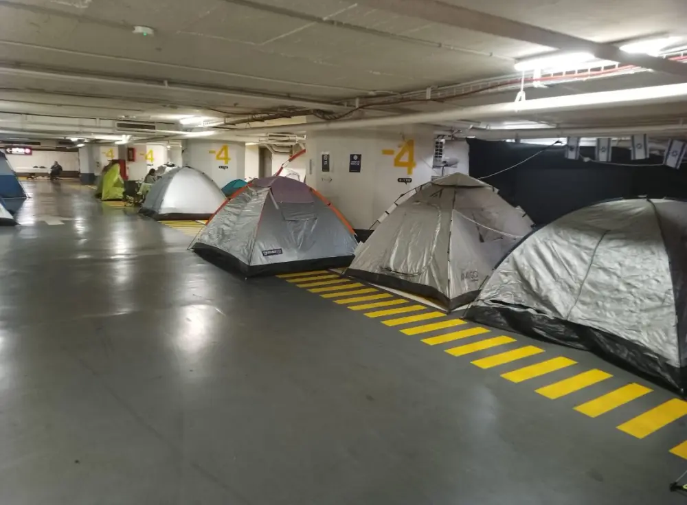 Təl-Əvivin ən böyük sığınacağından görüntülər - Fotolar