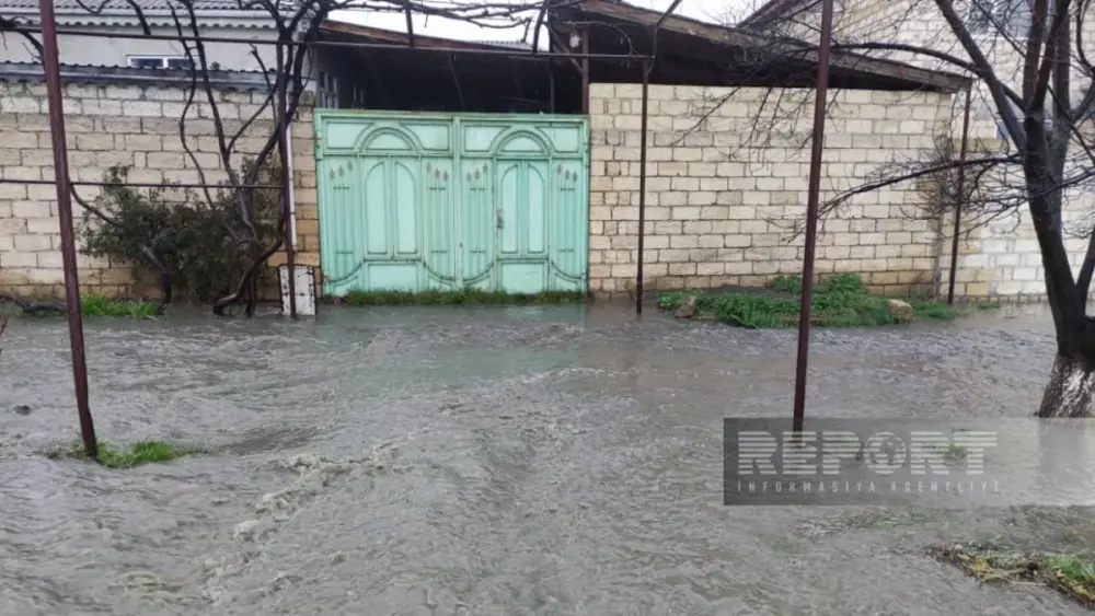 Qubada evləri su basdı - Fotolar