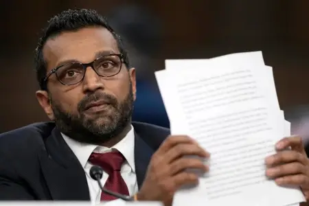 ABŞ-də FBI direktorunun şəxsi hesabı sındırıldı - Fotoları paylaşıldı 