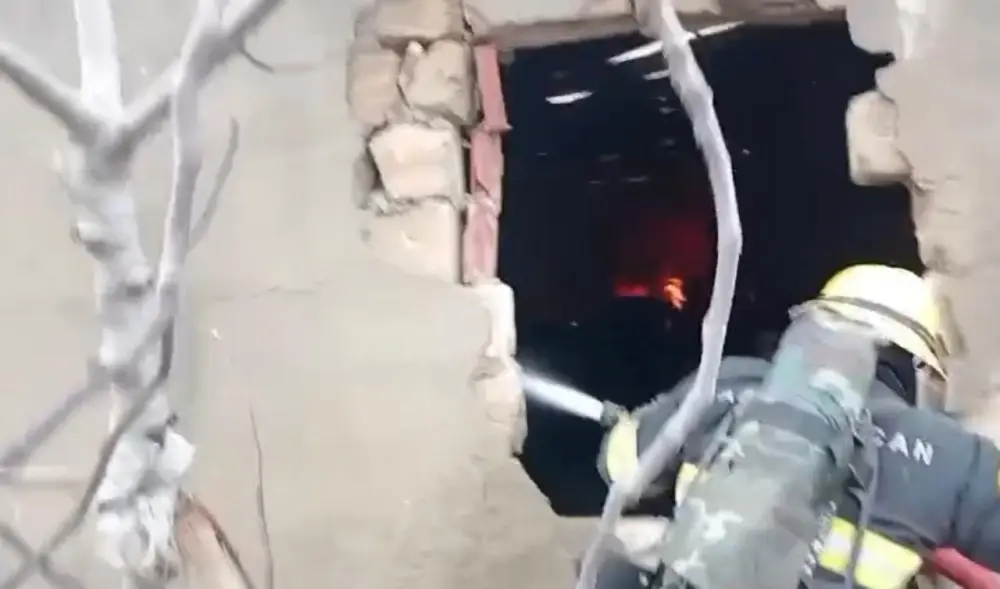 SON DƏQİQƏ: Binəqədidəki anbar yanğını məhdudlaşdırıldı - Yeniləndi