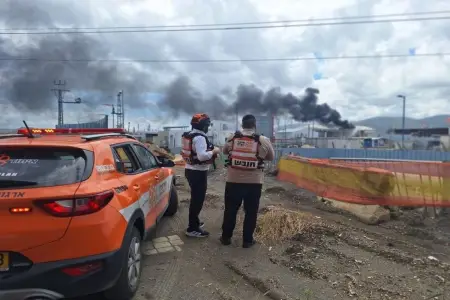 İranın hücumları nəticəsində Hayfada neft təsisatında yanğın oldu