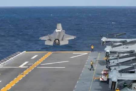 İrana mesaj, yoxsa hazırlıq? – ABŞ-nin zərbə gəmisi Yaxın Şərqdə