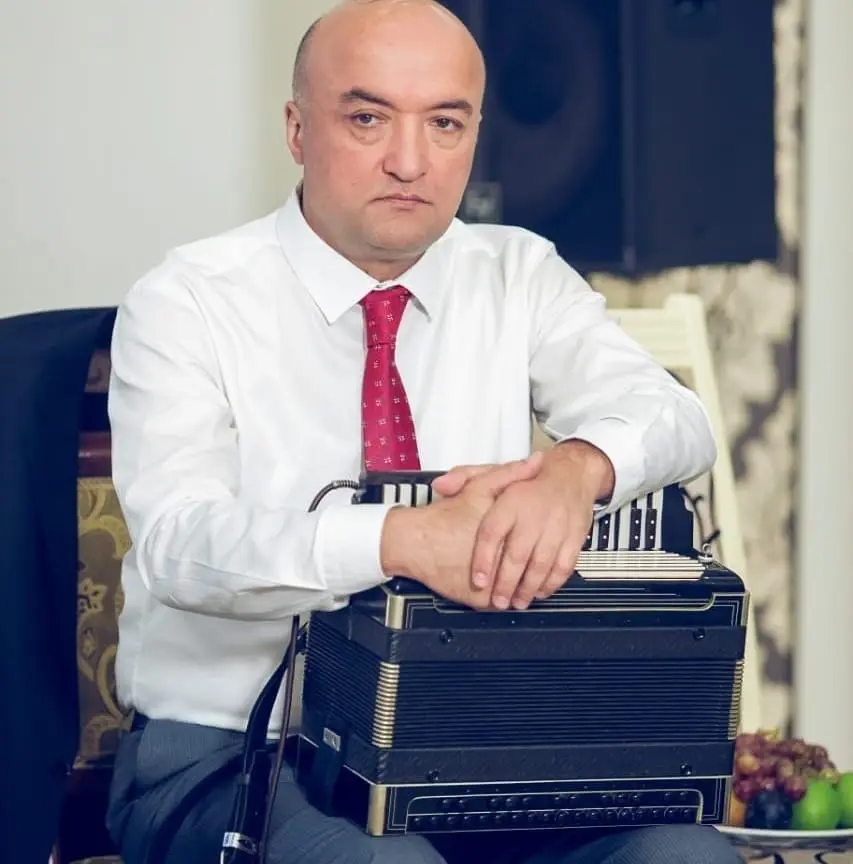 Gəncədə tanınmış musiqiçi vəfat etdi –  FOTO