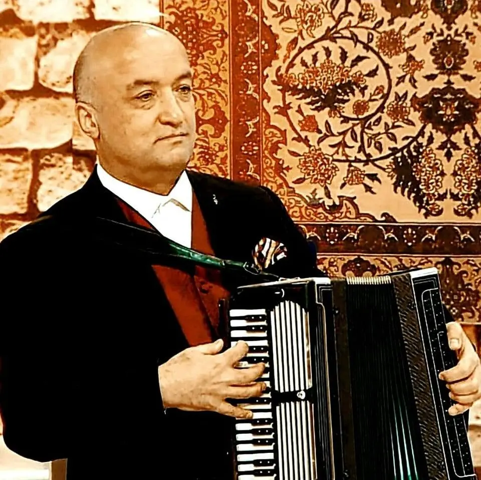 Gəncədə tanınmış musiqiçi vəfat etdi –  FOTO