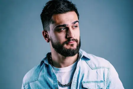 Azərbaycanlı müğənninin səsi batdı - Danışmaq qadağan edildi