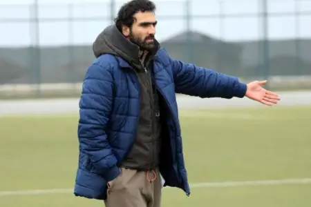 Vaqif Cavadov millinin məşqçisi təyin edildi