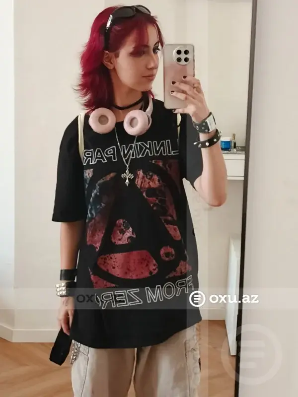 Nizami Kino Mərkəzinin divarlarına qraffiti çəkən şəxslərin FOTOLARI