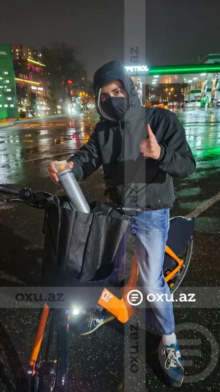 Nizami Kino Mərkəzinin divarlarına qraffiti çəkən şəxslərin FOTOLARI