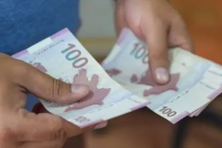 Gecə itirdiyi pulları səhər geri qaytarıldı