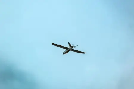 İran BƏƏ-də telekommunikasiya binasını vurdu