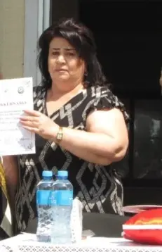 "50 manat azdır, 100 manat ver": Direktorun rüşvət tələbinə "yox" deyən müəllimlə bağlı qərar 