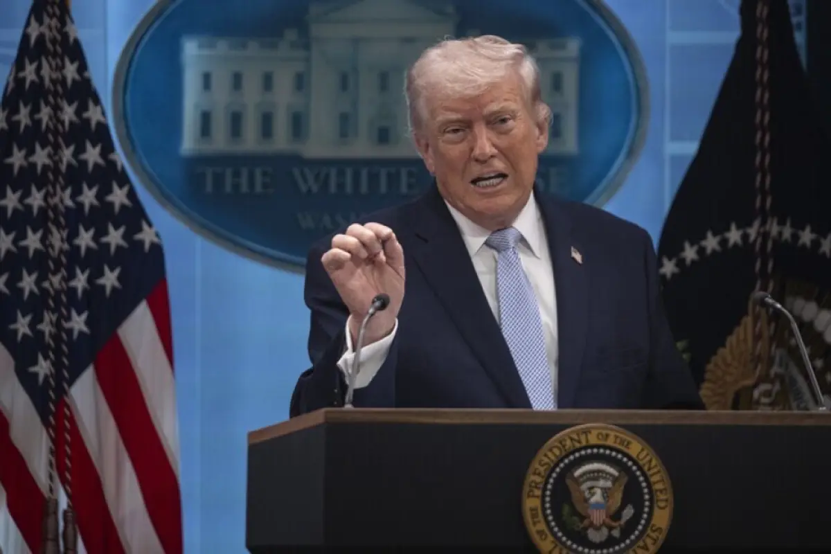 Tramp iki həftəlik atəşkəsə razılıq verdi