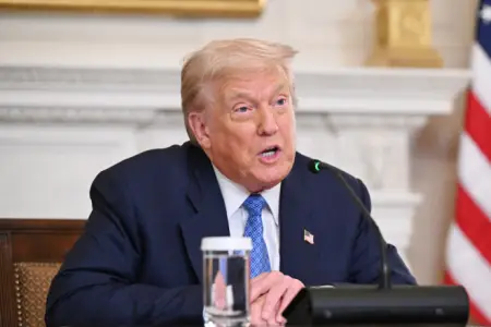 Trampdan İranla bağlı yeni açıqlama: "Böyük pullar qazanılacaq"