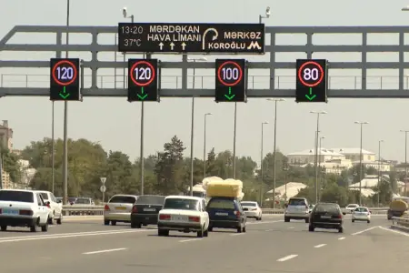 Bu yolda sürət həddi endirildi