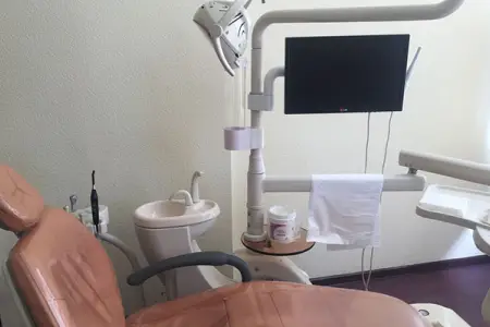 Diş həkiminə getdi, əl və ayağı kəsildi - FOTO