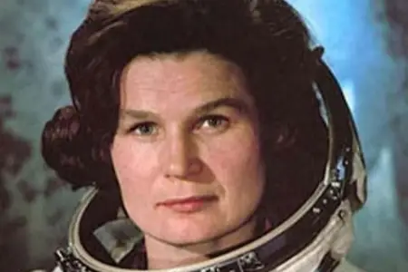 Dünyanın ilk qadın kosmonavtı Tereşkovanın qızının evi qarət olundu