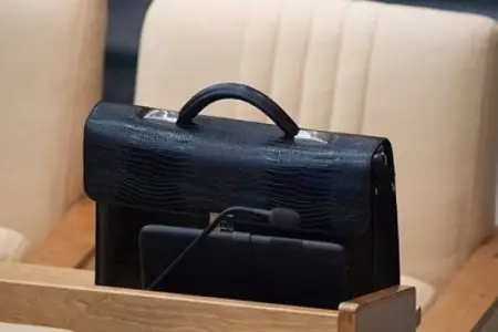 Elşən Heydərli vəzifəsindən azad edildi