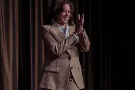 Kamala Harris yenidən ABŞ prezidentliyinə namizədliyini verəcək