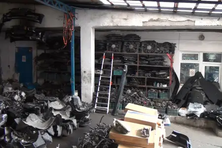 Avtomobil təmiri sexinin fəaliyyəti dayandırıldı - Video