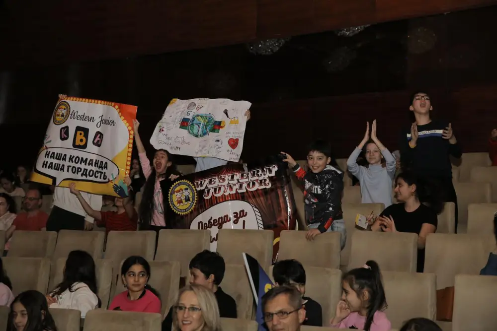 Bir kubok, min gülüş, bir əbədi ad!