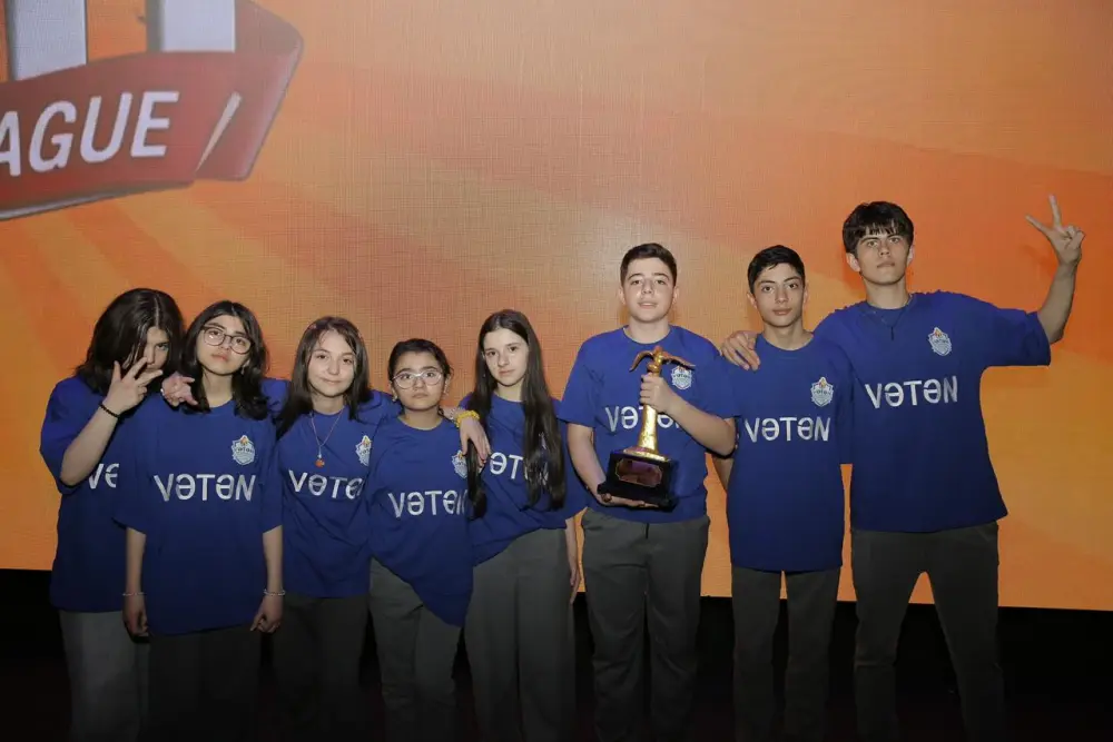 Bir kubok, min gülüş, bir əbədi ad!