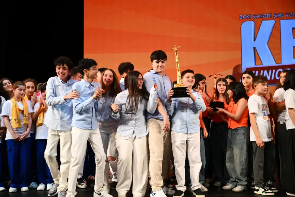 Bir kubok, min gülüş, bir əbədi ad!