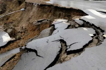 Qubanın Qonaqkəndində torpaq sürüşməsi oldu
