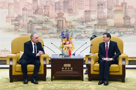 Kamran Əliyev Çindədir - Fotolar