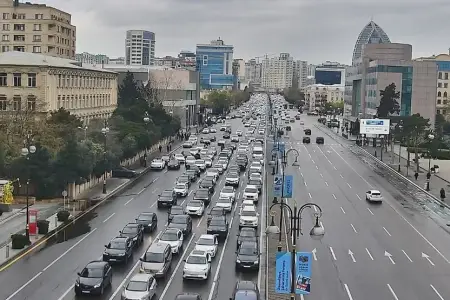 Sürücülərin diqqətinə! Bu yollarda tıxac var - Siyahı 