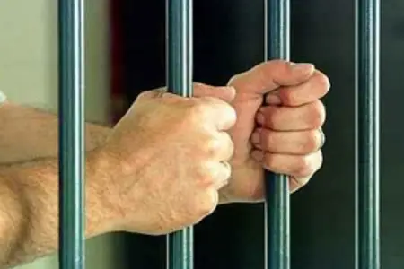 180 qızın əxlaqsız videosunu çəkən şəxs saxlanıldı - Bu ölkədə