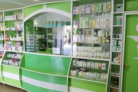 Müştəri kimi aptekə daxil olub oğurluq edən şəxs saxlanıldı