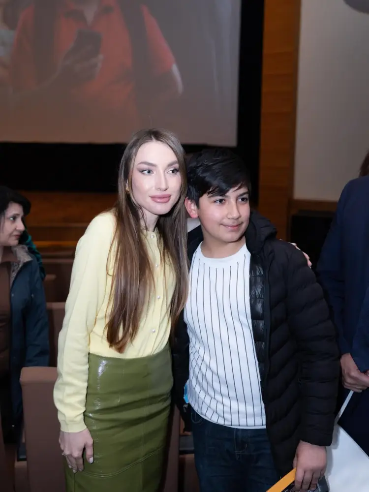 Leyla və Alyona Əliyevalar film təqdimatında – FOTOLAR