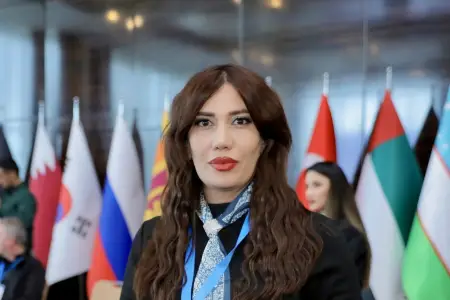 Sara Əzimova vəzifəsindən azad edildi 