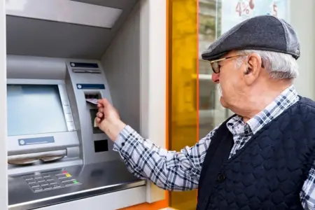 Bölgələrdə aprel ayının pensiyası bu tarixdə veriləcək