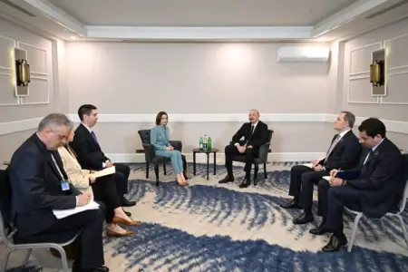 İlham Əliyevin Antalyada Moldova Prezidenti ilə görüşü oldu - FOTO