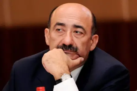 Əbülfəs Qarayev dövlətin bağışladığı evi pulla satıb? - Özündən AÇIQLAMA