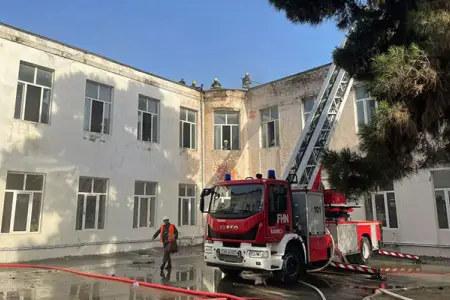 Şəmkirdə məktəbdə YANĞIN